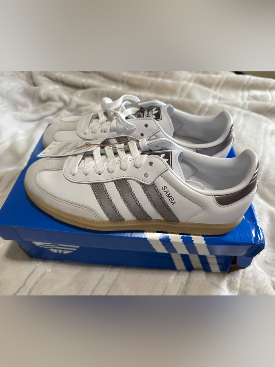 adidas Shoes - Adidas Samba Classic Leather Sneakers - White/Grey Metallic